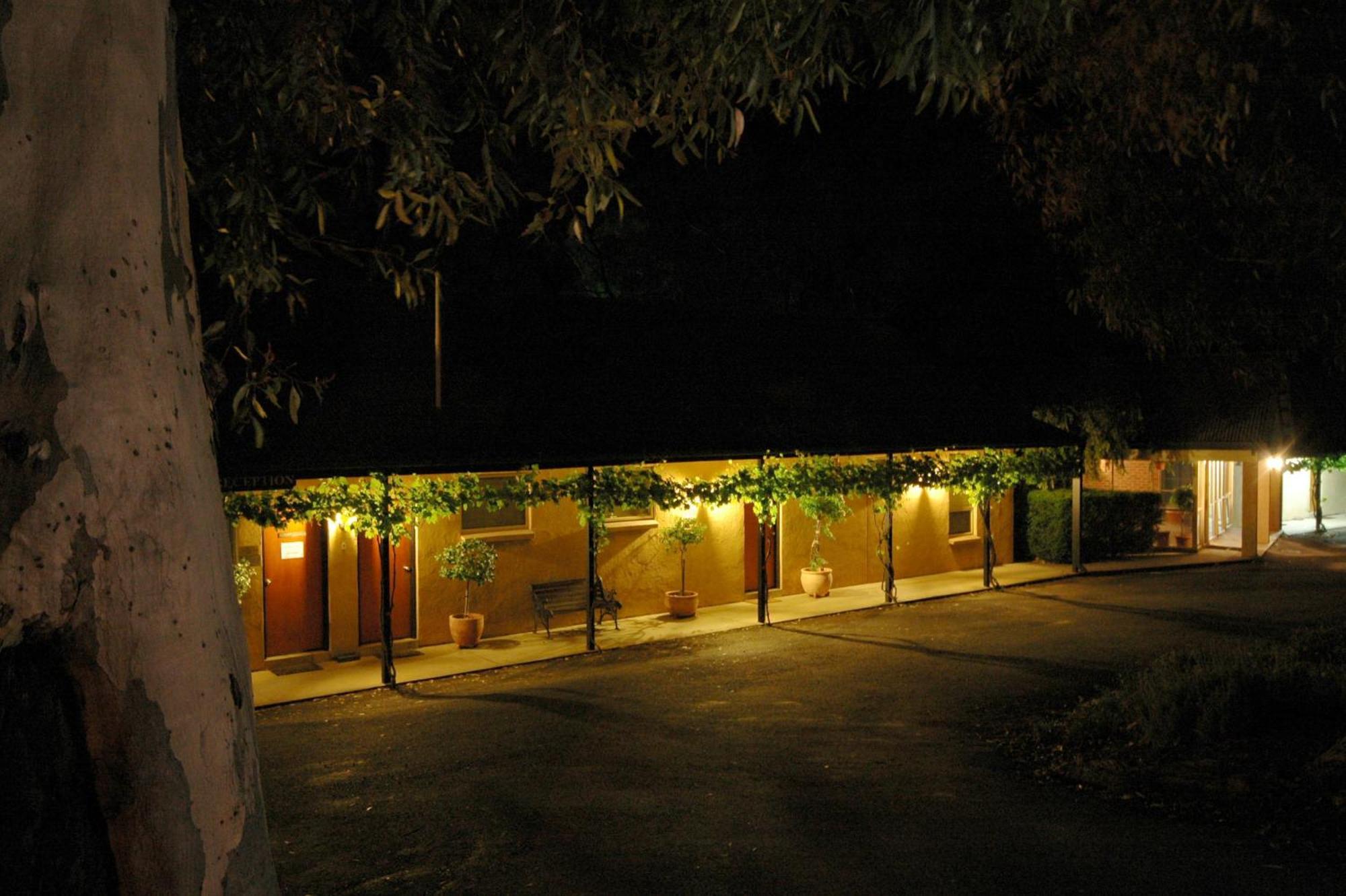 Burra Motor Inn מראה חיצוני תמונה