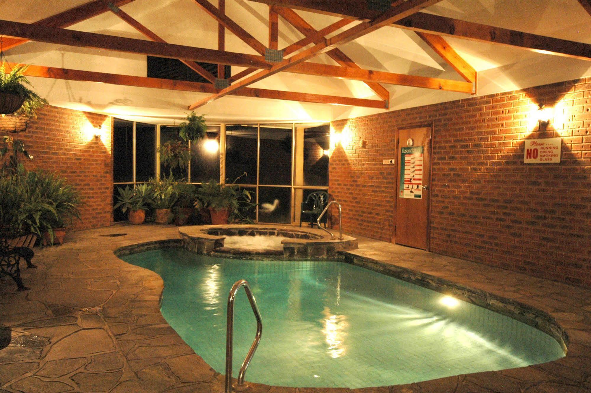 Burra Motor Inn מראה חיצוני תמונה